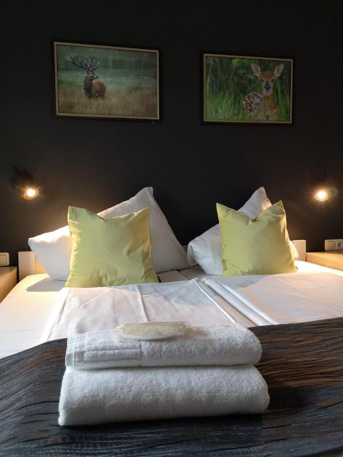 Seehotel Sissi Zell am See Exterior photo