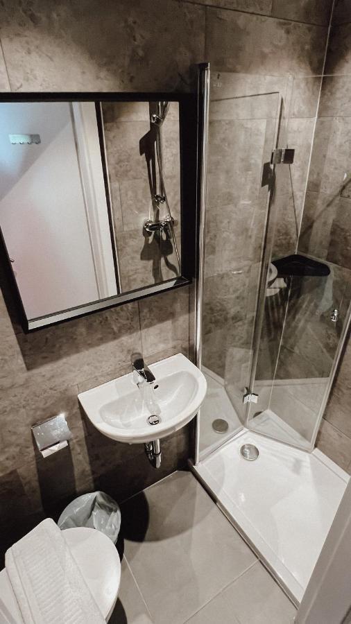 Seehotel Sissi Zell am See Exterior photo
